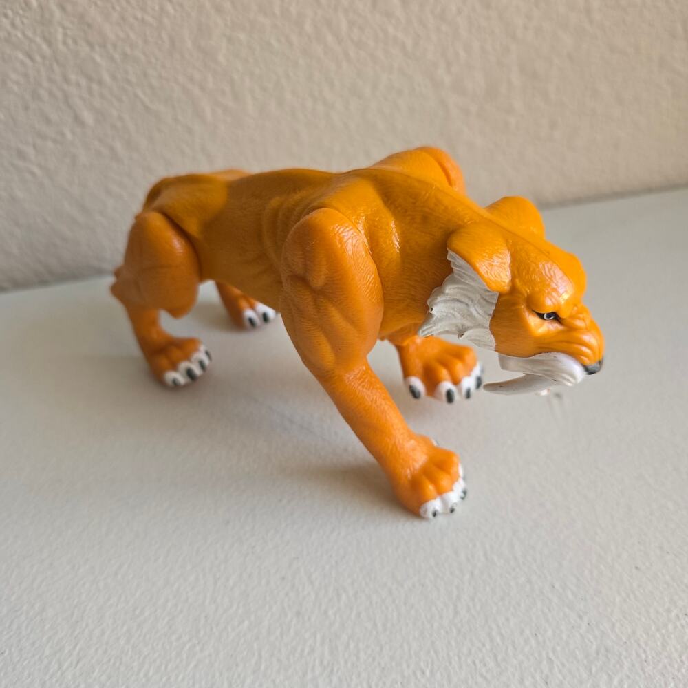 Vintage 1997 Toybiz Marvel Zabu from Ka-Zar X-Men Savage Land Action Figure